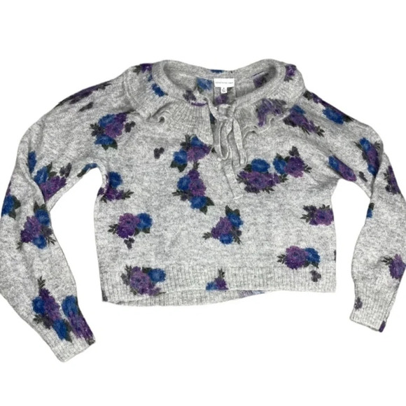 Something Navy Sweater Womens Medium Grey Alpaca Wool Floral Ruffle Feminine - Picture 3 of 9